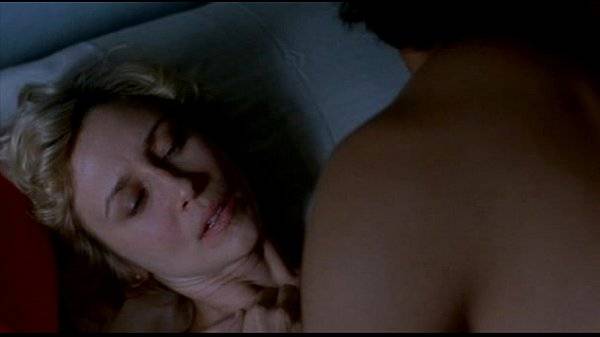 Vera Farmiga sexy scene
