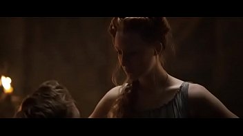 Saoirse Ronan in Mary Queen Of Scots