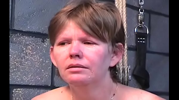 Elegant babe is gently rubbing her juice twat