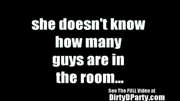 Tampa Sex Slave’s Blindfold Bukkke Gang Bang