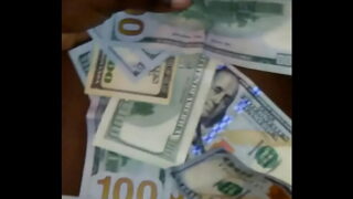 Tristina Millz couting cash